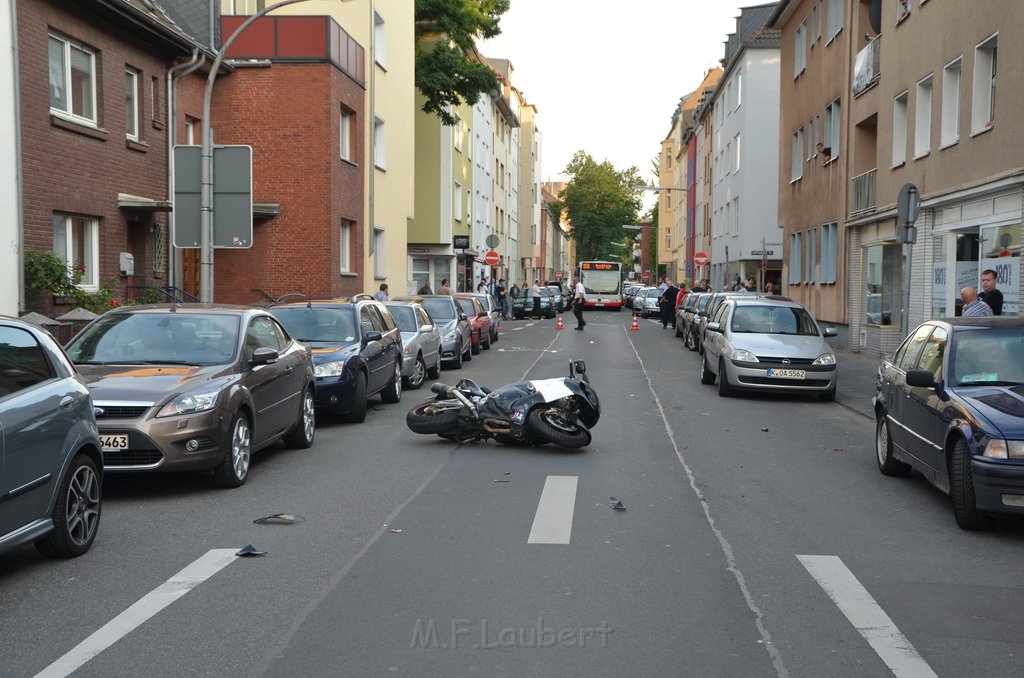 VU Alleinunfall Krad Koeln Kalk Buchforststr P04.JPG - Miklos Laubert